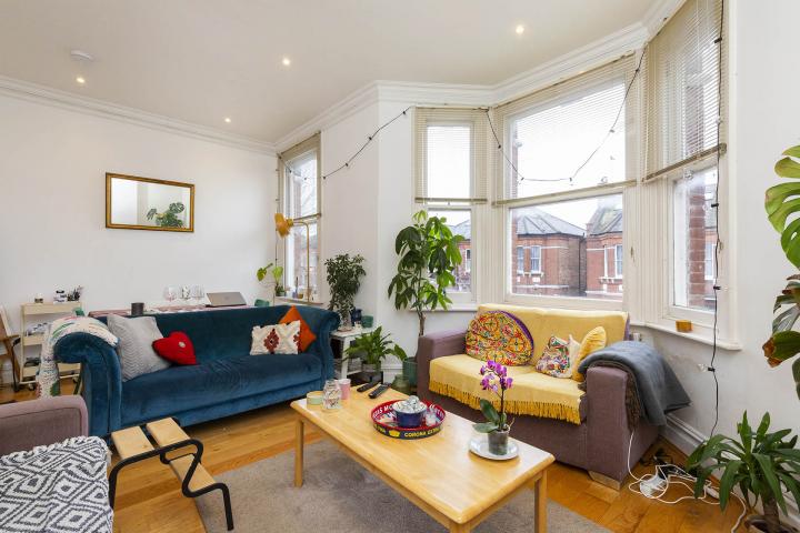 Modern Apartment with Private Roof Terrace Ebbsfleet Road , Kilburn
